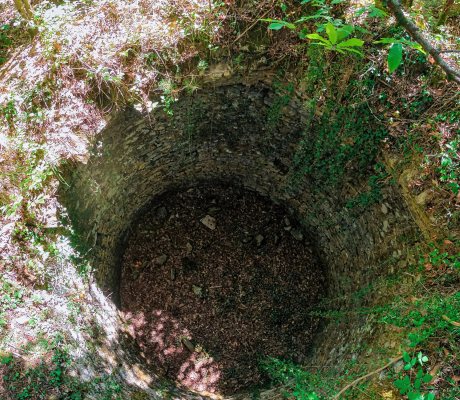Ghiacciaia del castello di Podenzana