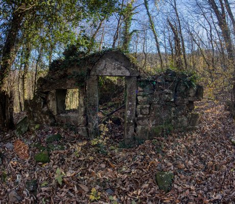 Chiesetta di S. Pietro di Cervara, in località Campia